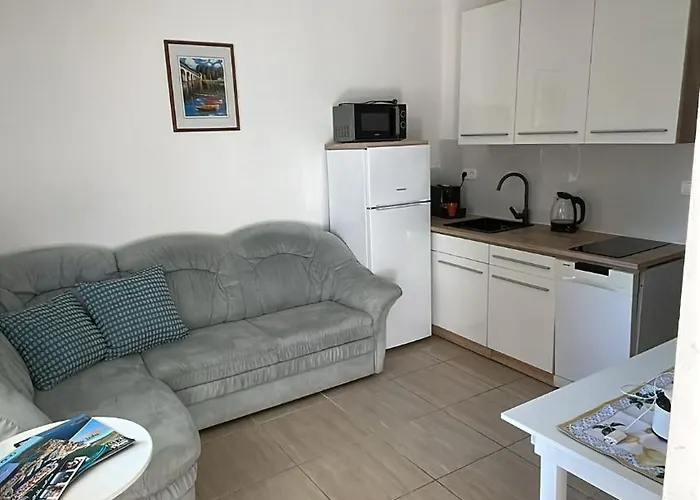 Apartments Adria
